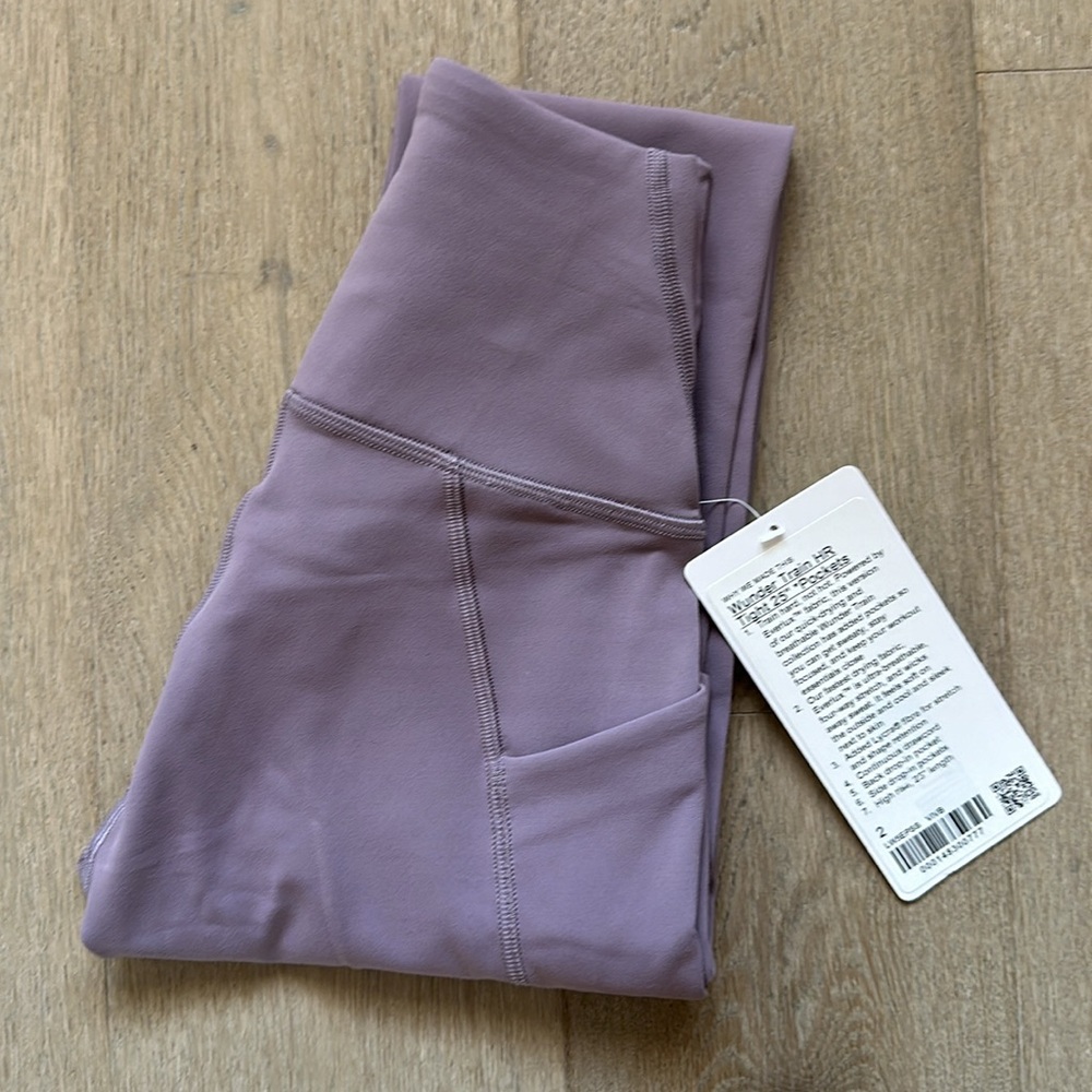 NWT wunder train pocket 25" violet verbena size 2 lululemon
